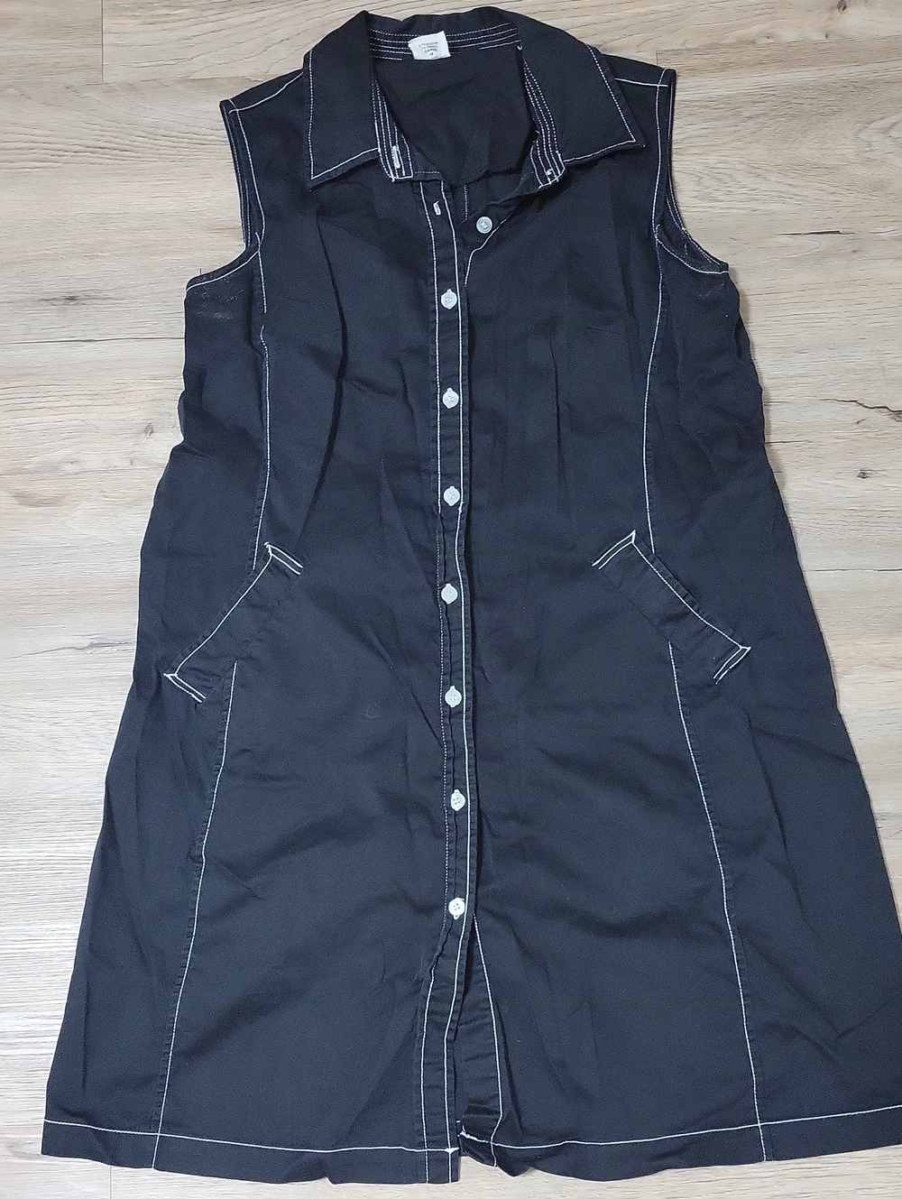 White Stag Black Sleeveless Button-Front Dress with White Topstitching